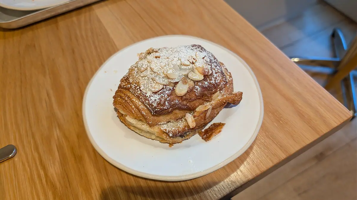 West Coast Cakes – patisserie in Largs town centre